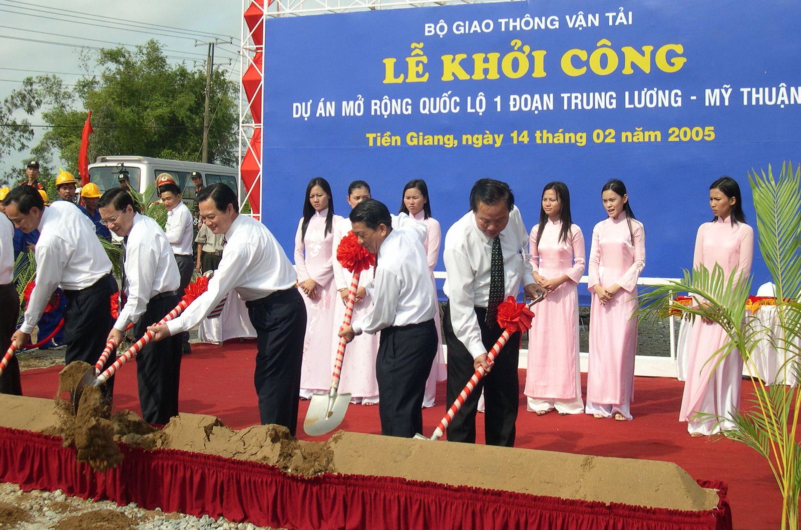 Tải mẫu báo cáo giám sát đánh giá trước khi khởi công